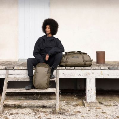 5. Thule Chasm TDSD303 Deep Khaki sportowa torba 70 l Poliester