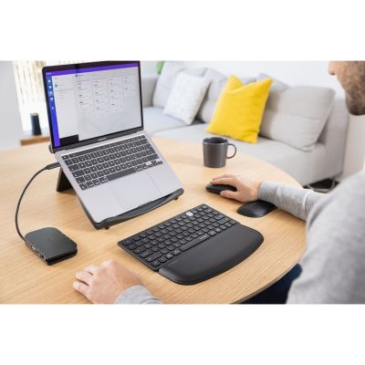11. Kensington Podstawka chłodząca pod laptopa SmartFit Easy Riser