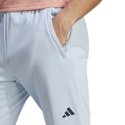 5. Spodnie adidas TR-ES+ Pant M HZ3111
