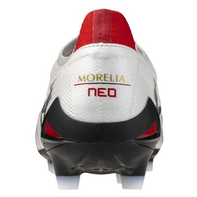 4. Buty piłkarskie Mizuno Morelia Neo IV Beta Elite FG M P1GA254209