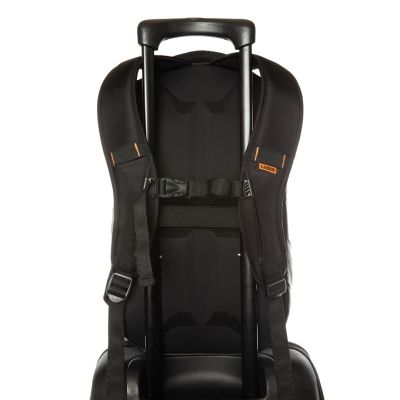 11. Plecak UAG BackPack 13 18L czarny