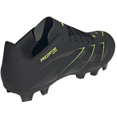 4. Buty adidas Predator Club FG/MG JH8848