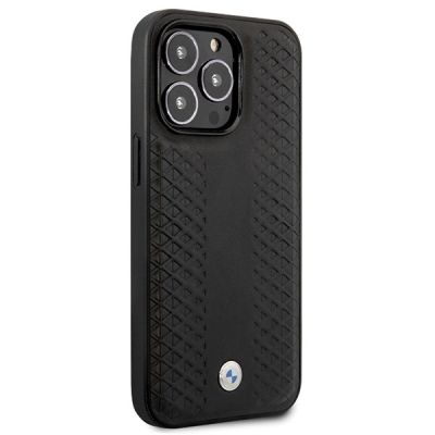 4. Etui BMW Leather Diamond Pattern na iPhone 14 Pro - czarne