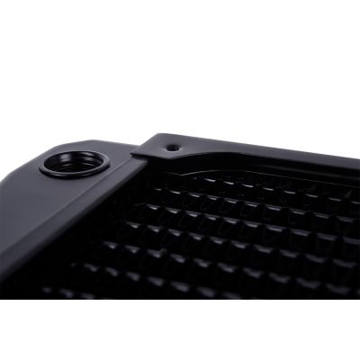 4. Alphacool NexXxoS ST30 Radiator