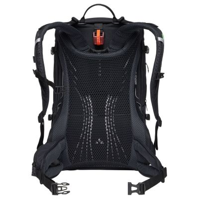 6. Plecak rowerowy Vaude Bike Alpin 23+5 - black