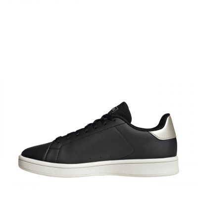 5. Buty adidas Urban Court W JQ0517