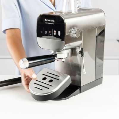 4. Ekspres kolbowy  Taurus Euforia Digital 1350W | 20 bar