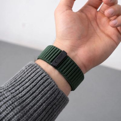 5. Pasek Tech-Protect NylonLoop na Garmin Fenix 5 / 6 / 6 Pro / 7 / 8 / 8 Pro / 9 / 9 Pro (47mm) - zielony