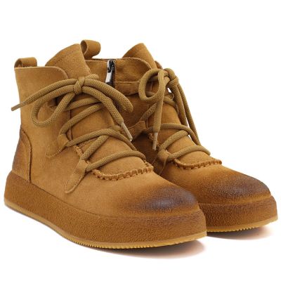 4. Skórzane botki damskie na grubej podeszwie camel Artiker 55C1008