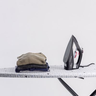 19. Żelazko Taurus Geyser Eco 2800W