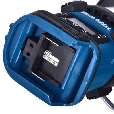 15. Lampa turystyczna z radiem DMR055 MAKITA