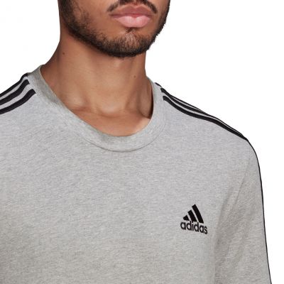 6. Koszulka adidas Essentials M GL3735