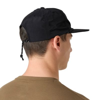 5. Helly Hansen czapka z daszkiem AWE SUMMER CAP 67643 990