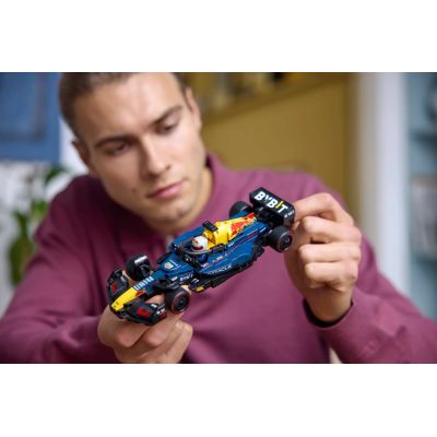 11. LEGO Speed Champions 77243 Bolid F1 Oracle Red Bull Racing RB20