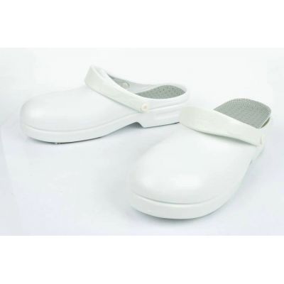 15. Buty robocze medyczne Safeway AD811