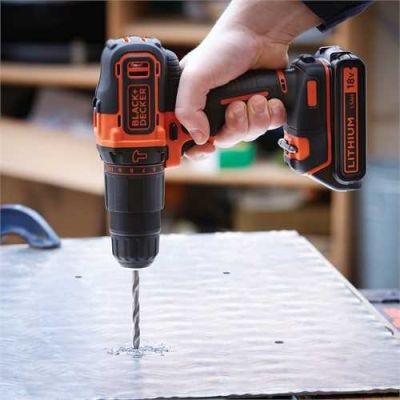7. Wiertarko-wkrętarka Black&Decker BDCHD18-QW