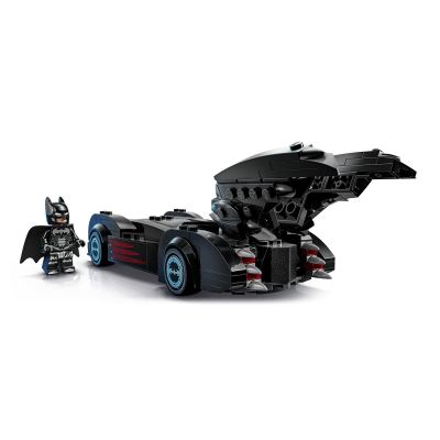 4. LEGO DC Super Heroes 76333 - Batmobil z filmu Batman i Robin