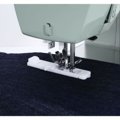 4. Maszyna do szycia Singer 4423