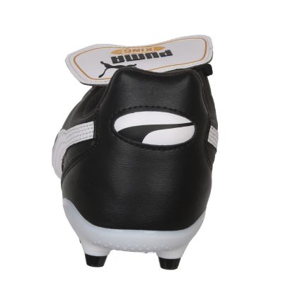 4. Buty piłkarskie Puma King Top FG/AG M 107348-01