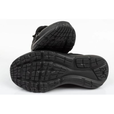 20. Buty Under Armour W 3024989-002