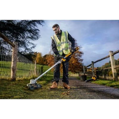 4. Podkaszarka akumulatorowa 18V DCMST561P1 DEWALT