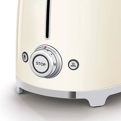 3. Toster SMEG TSF01CREU