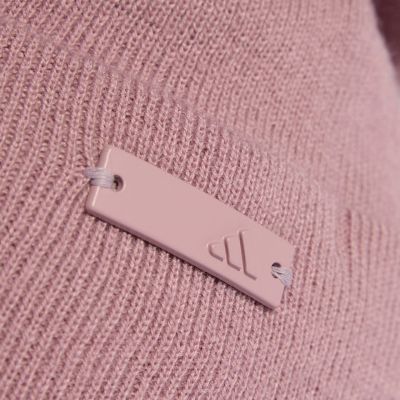 4. Czapka adidas Tonal Beanie różowa KT4776