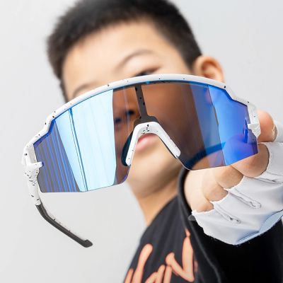 6. Okulary rowerowe Rockbros dla dzieci, polaryzacyjne, z ochroną UV dziecięce - białe (niebieskie soczewki)