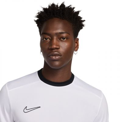 3. Koszulka Nike Academy 25 SS Top M FZ9754 100