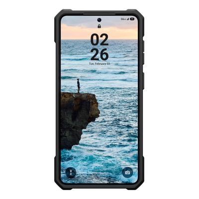 3. UAG Essential Armor Magnet - etui z wbudowanym modułem magnetycznym do Samsung Galaxy S26+ (black)