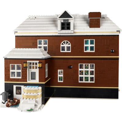 36. LEGO Ideas 21330 Kevin sam w domu