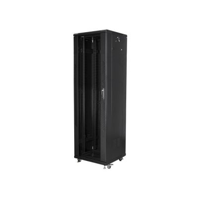 2. Szafa jednosekcyjna, zamykana na zamek Lanberg FF01-6642-12B (42U; 19''; 2050mm / 600mm / 600 mm; stojąca; Pełne, Szklane; 800 kg; kolor czarny)