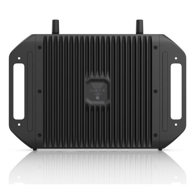 11. Ubiquiti UCG-Industrial gateway/kontroler 1000, 2500, 10000 Mbit/s