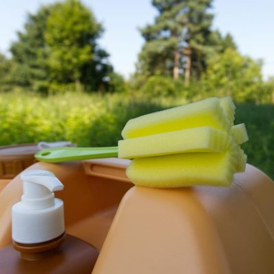 13. OFFLANDER ZBIORNIK NA WODĘ Z KRANIKIEM 20L