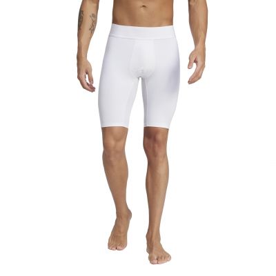 2. Spodenki adidas TF Tight M JN7398