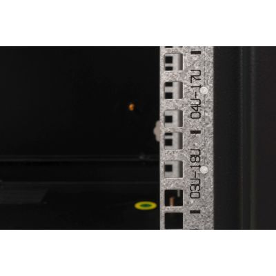 17. Digitus Szafa sieciowa wisząca Unique 19" 20U rack 600x600, drzwi szyba, czarny, niedzielona, złożona, 100kg