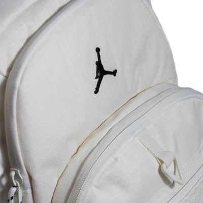 6. Plecak sportowy Air Jordan Jam Blacktop Backpack 25L Pale Ivory - LM9047-W5T