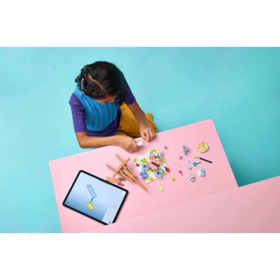 10. LEGO Creator 3w1 31390 - Dekoracyjny obraz z kwiatami