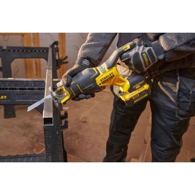 14. Pilarka szablasta fatmax 18V SFMCS311B-XJ STANLEY