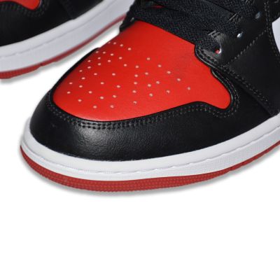 8. Buty Sportowe Air Jordan 1 LOW - 553558-161