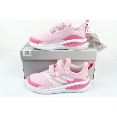 31. Buty sportowe adidas FortaRun Jr GV7857
