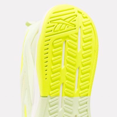 6. Buty Reebok Nanoflex TR 2 W 100205405