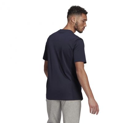 4. Koszulka adidas Essentials M GK9649