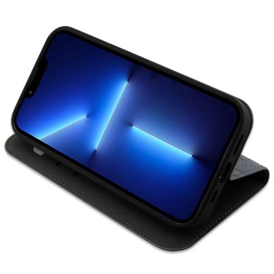 6. Etui Karl Lagerfeld Saffiano Monogram na iPhone 14 Pro - srebrne