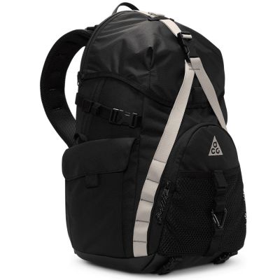 3. Plecak Nike ACG "DAYMAX" HJ8178-010