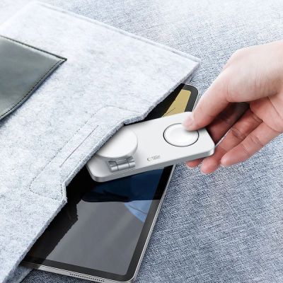 7. Ładowarka indukcyjna Tech-Protect QI15W-A47 MagSafe 3w1 + kabel USB-C - biała