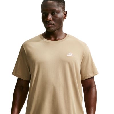 3. Koszulka męska Nike Club Tee beżowa AR4997 297