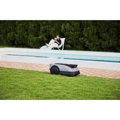 9. Robot do koszenia trawy Ecovacs Goat 0600 RTK