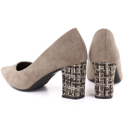 4. Czółenka damskie na słupku zamszowe jasny brąz Sergio Leone PB414