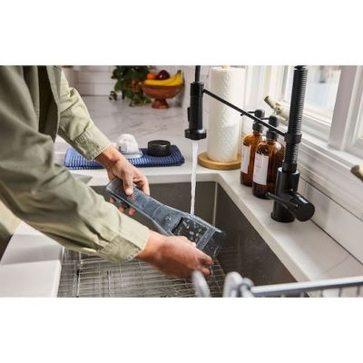 9. Odkurzacz ręczny 12V DVD320J-QW BLACK+DECKER